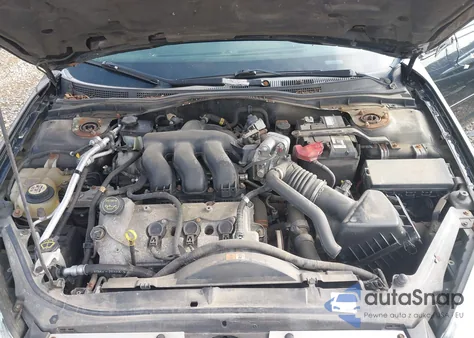 2009 Mercury Milan V6 Premier from USA, damaged, VIN 3MEHM08199R624847